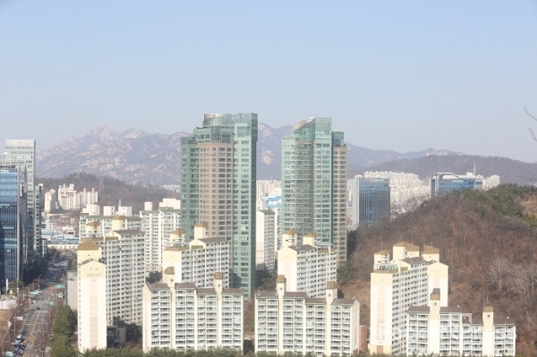 서울 아파트 평균 매매가격이 10억원을 돌파했다. (사진=포켓프레스 자료사진)